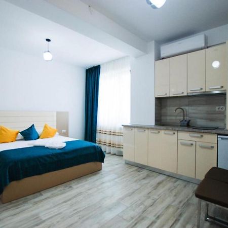 Mamaia Central Studios Ngoại thất bức ảnh